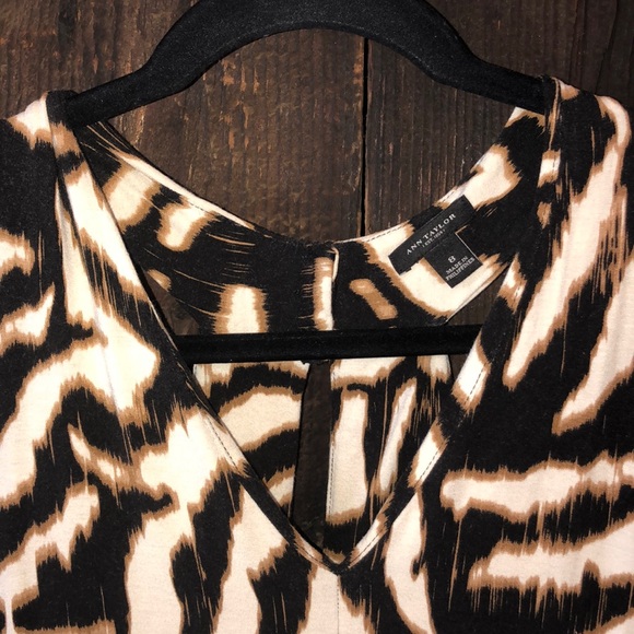 Ann Taylor dress with cutouts on the back = sexy! - Picture 2 of 8